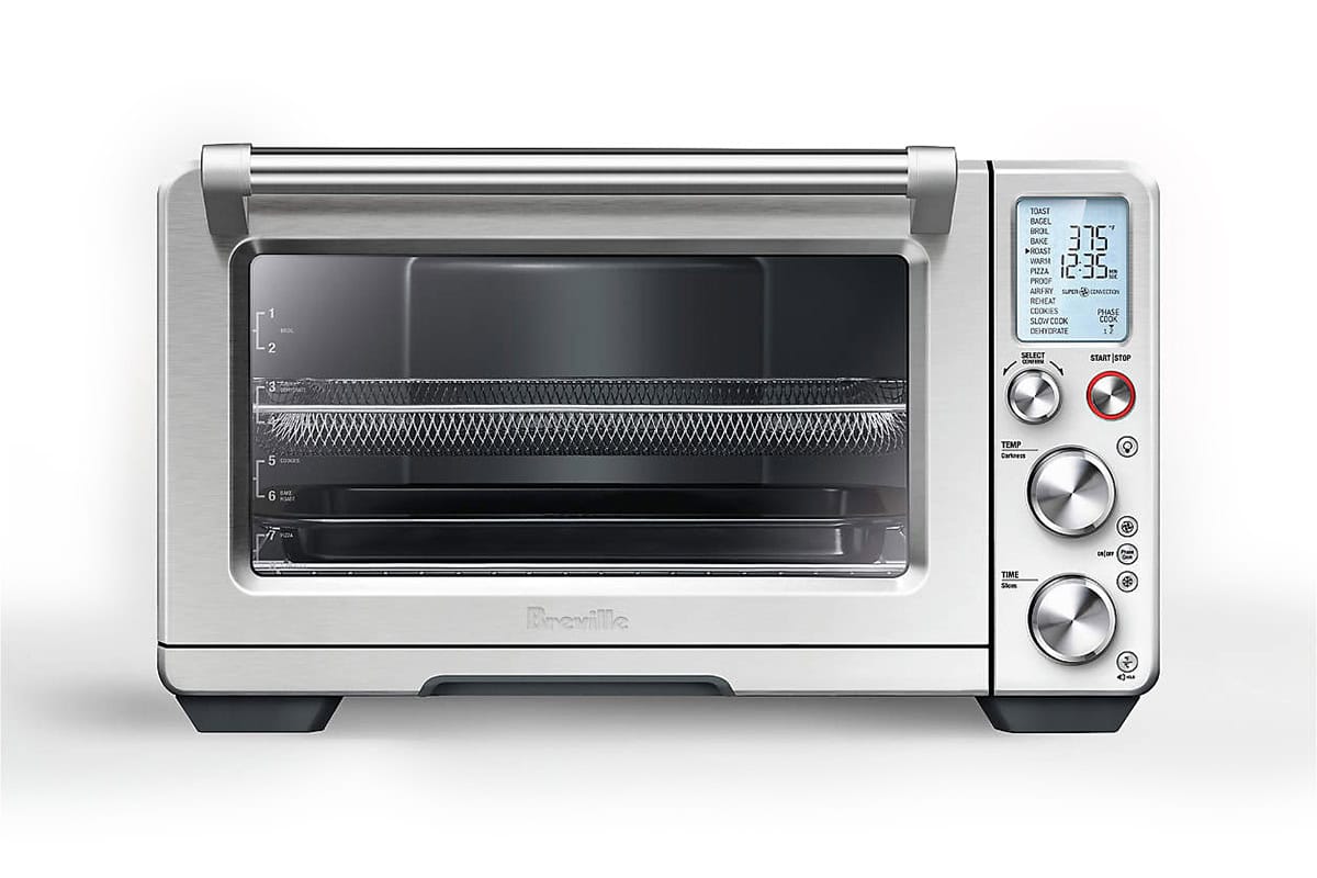 A Breville Smart Oven Air Pro oven.