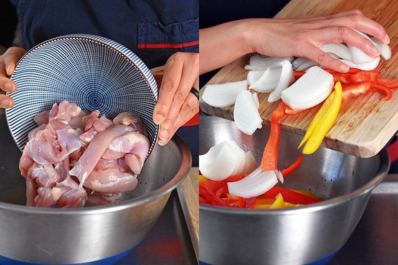 Adding the sliced chicken thighs and vegetables to the fajita marinade.