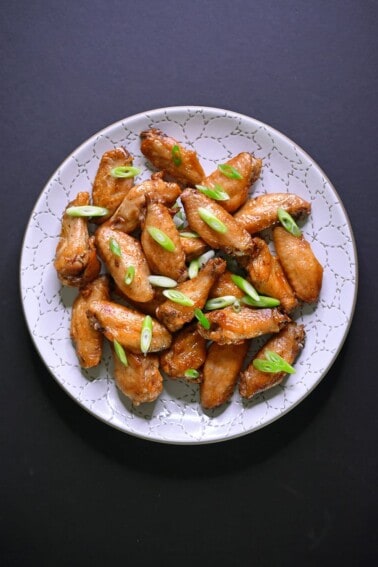 An overhead shot of a platter of Magic Wings.