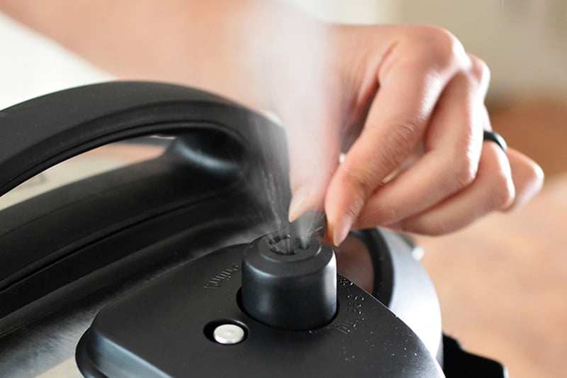 Manually releasing the pressure for an Instant Pot