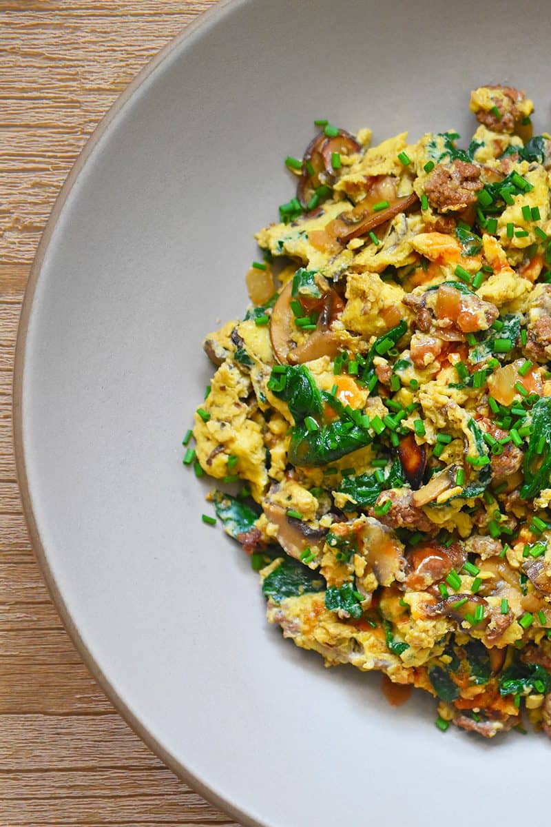 An overhead shot of Joe’s Special Scramble on a gray plate.