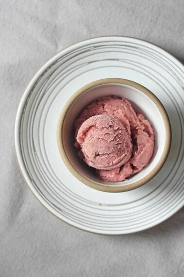 Strawberry Banana Ice Cream by Michelle Tam https://nomnompaleo.com
