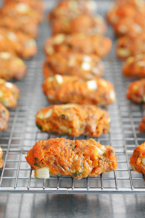 The baked lamb mixture cooling off on a wire rack.